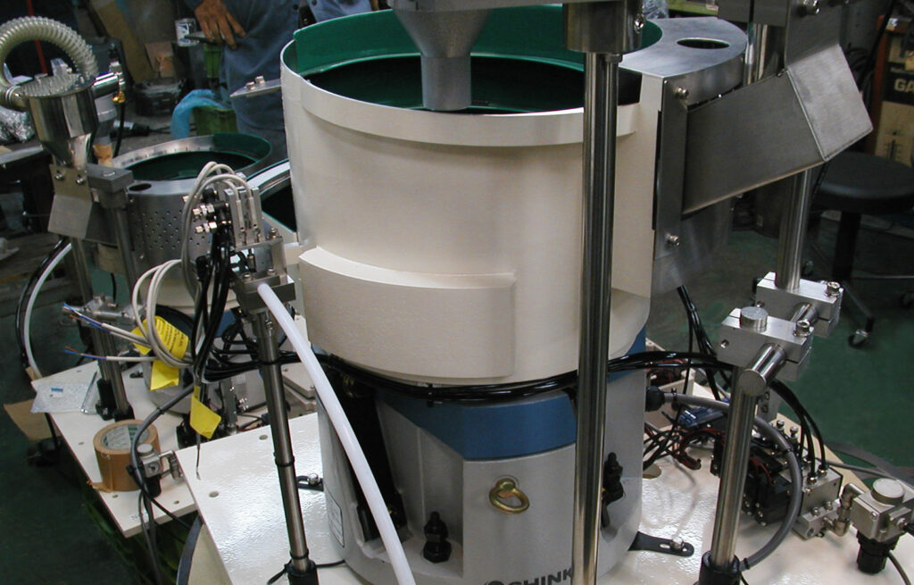 ストレートバネ用パーツフィーダー