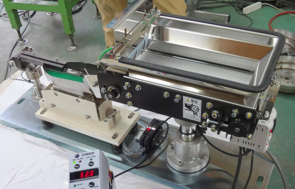 ダボピン整列機