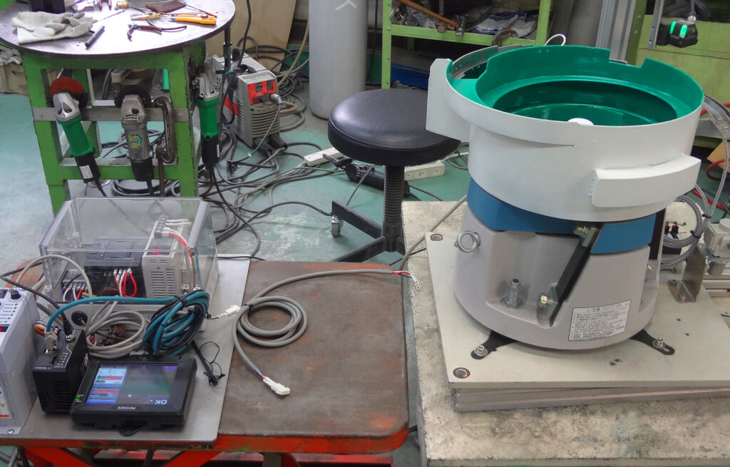 アイライナー軸整列機[改良型]