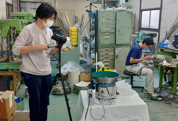 ボルト用自動整列・供給機