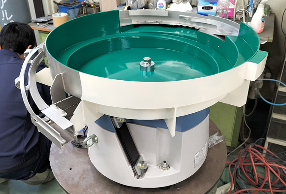 ペットボトルキャップ整列機