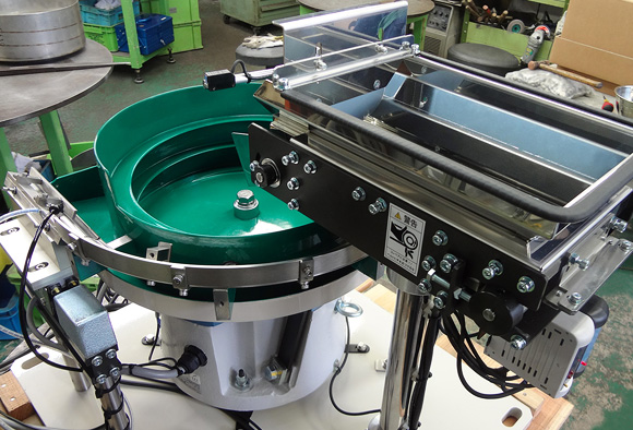 ウェーブワッシャー整列機