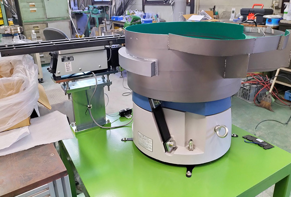 フレキ用袋ナット整列機